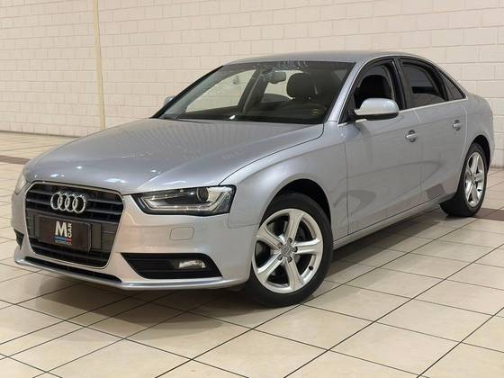 AUDI A4 1.8 TFSI AMBIENTE GASOLINA 4P MULTITRONIC